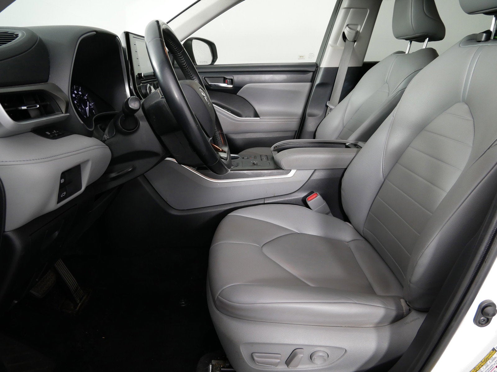 2020 Toyota Highlander XLE FWD *1 OWNER!*