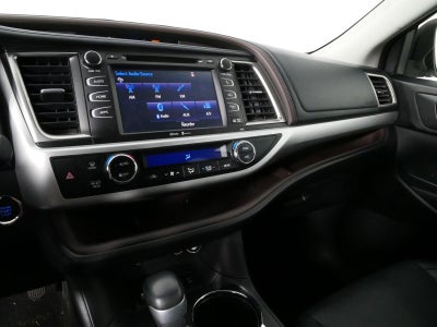 2015 Toyota Highlander XLE AWD *1-OWNER, CLEAN CARFAX!*