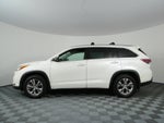 2015 Toyota Highlander XLE AWD *1-OWNER, CLEAN CARFAX!*