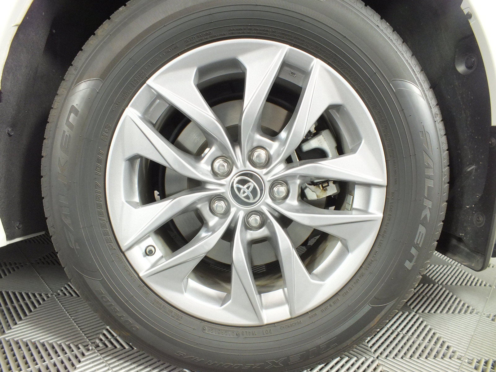 2025 Toyota Sienna XLE Hybrid *1-OWNER*