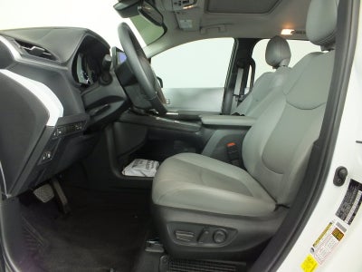 2025 Toyota Sienna XLE Hybrid *1-OWNER*