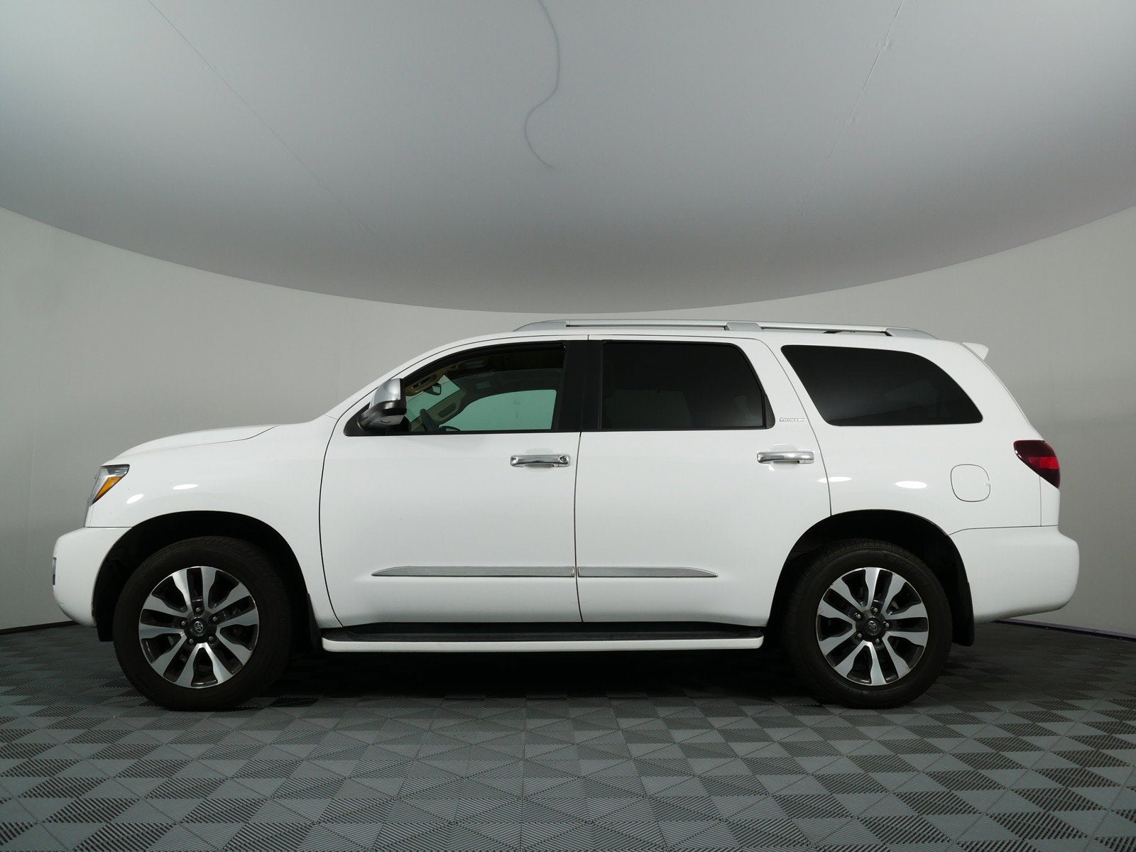 2019 Toyota Sequoia Limited 4WD *1-OWNER*