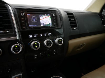 2018 Toyota Sequoia Limited 4WD *WELL MAINTAINED!*