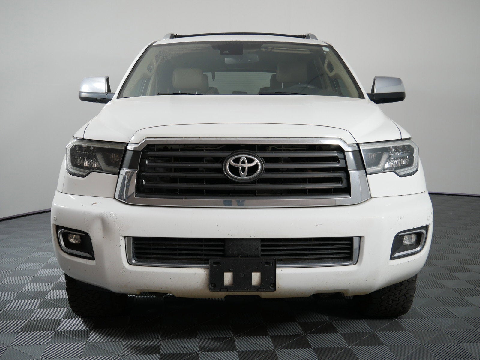 2018 Toyota Sequoia Limited 4WD *WELL MAINTAINED!*