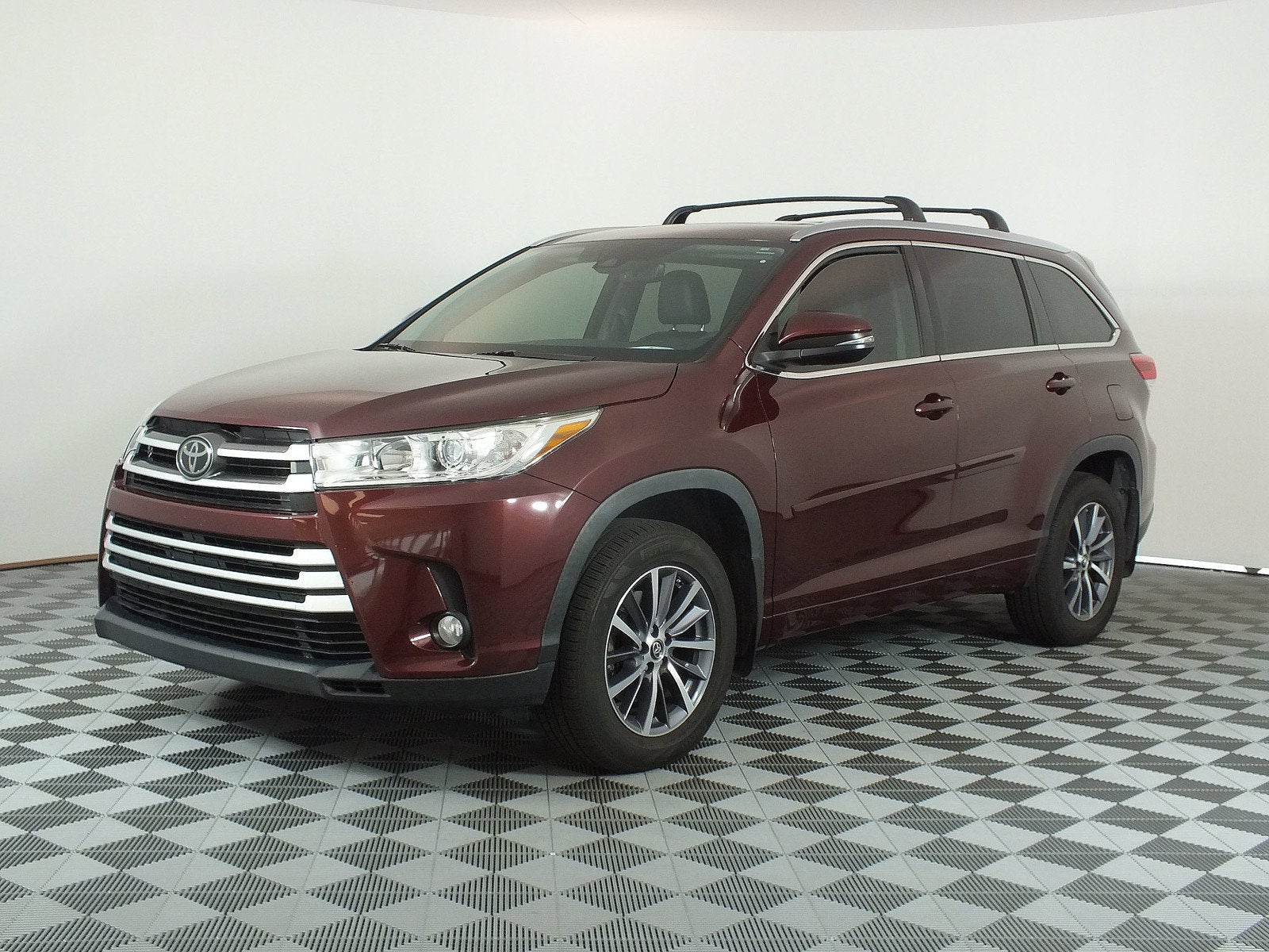 2017 Toyota Highlander XLE AWD *CLEAN CARFAX*