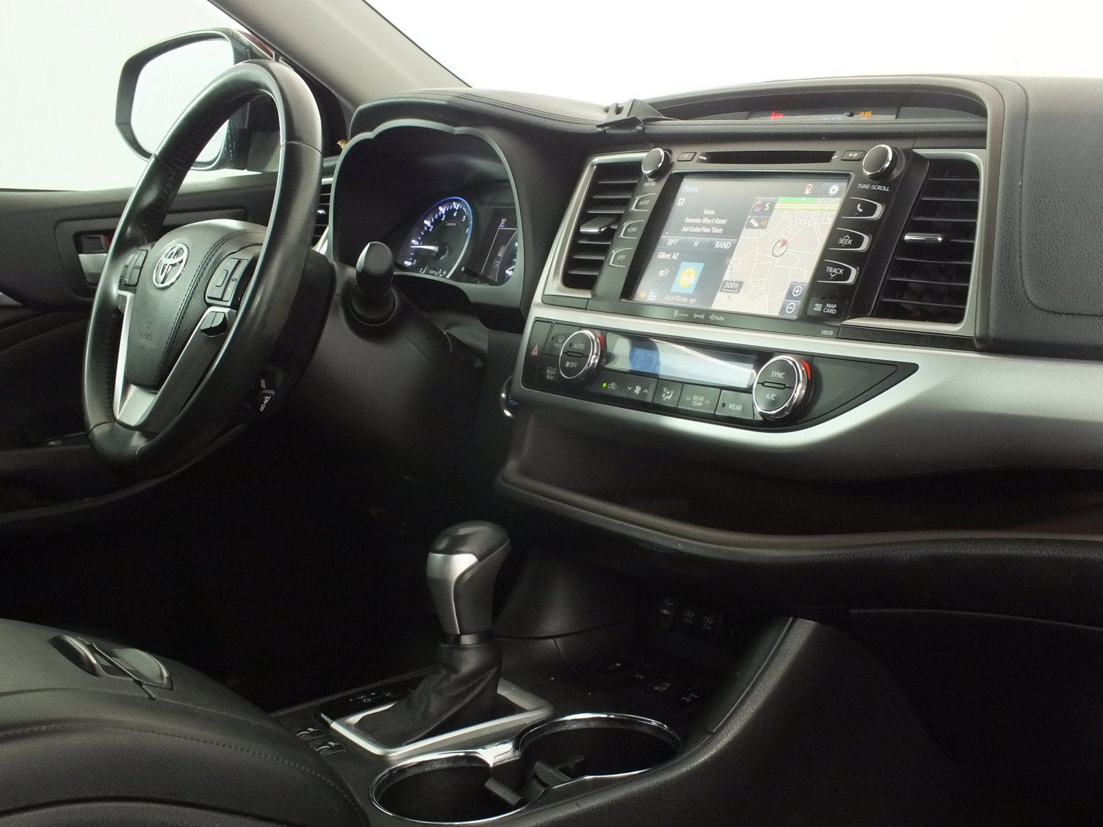 2017 Toyota Highlander XLE AWD *CLEAN CARFAX*