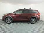 2017 Toyota Highlander XLE AWD *CLEAN CARFAX*