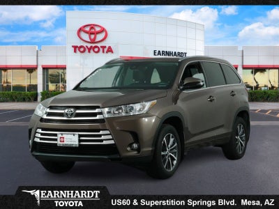 2017 Toyota Highlander XLE AWD *CLEAN CARFAX!*