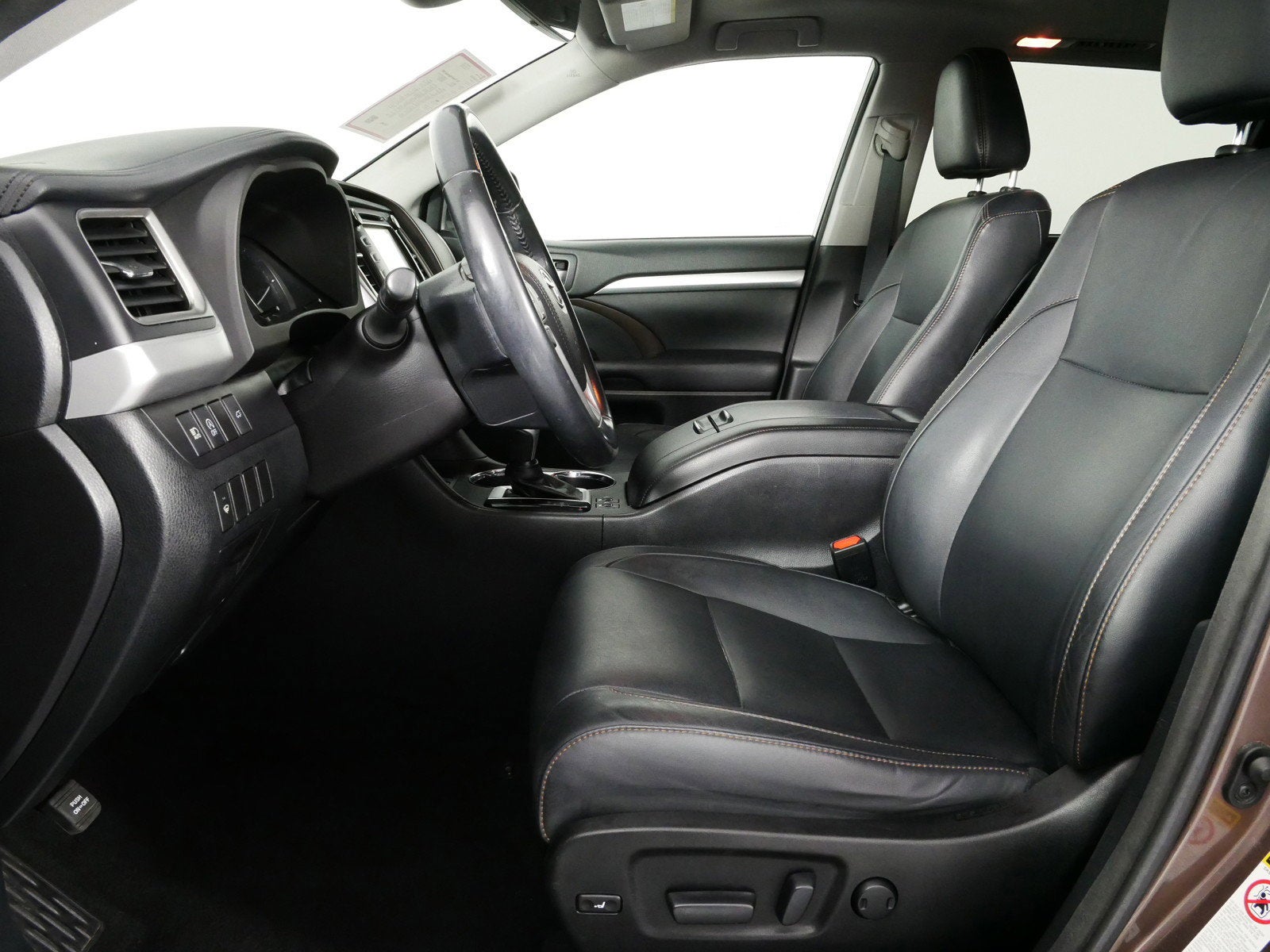 2017 Toyota Highlander XLE AWD *CLEAN CARFAX!*