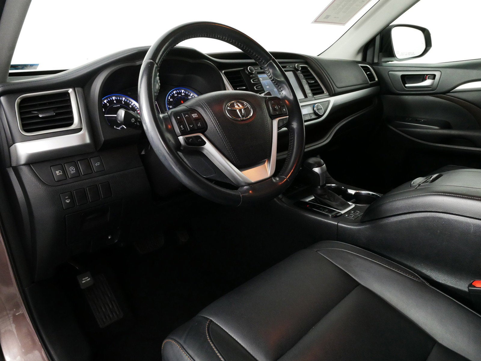 2017 Toyota Highlander XLE AWD *CLEAN CARFAX!*