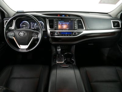 2017 Toyota Highlander XLE AWD *CLEAN CARFAX!*