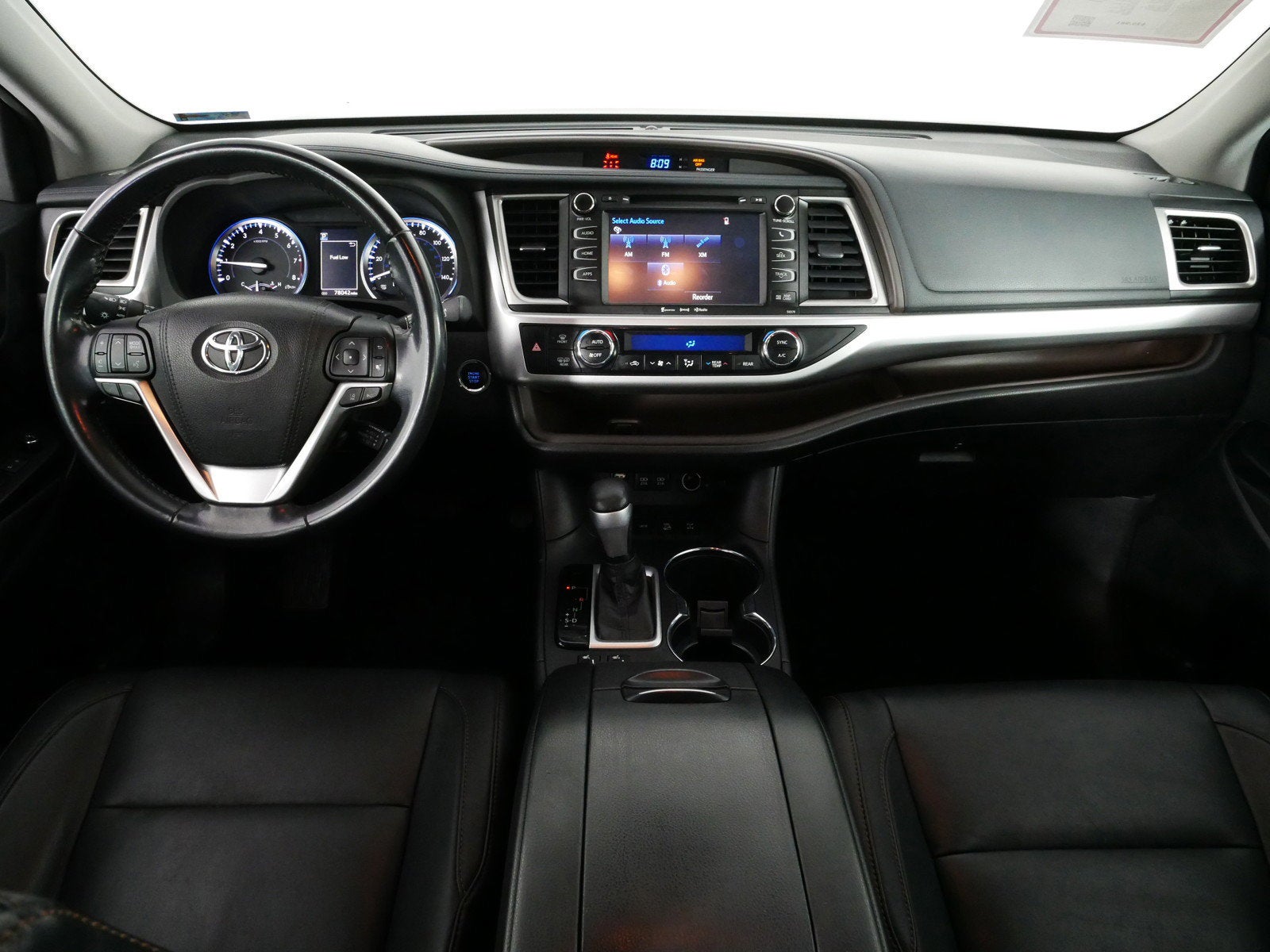 2017 Toyota Highlander XLE AWD *CLEAN CARFAX!*