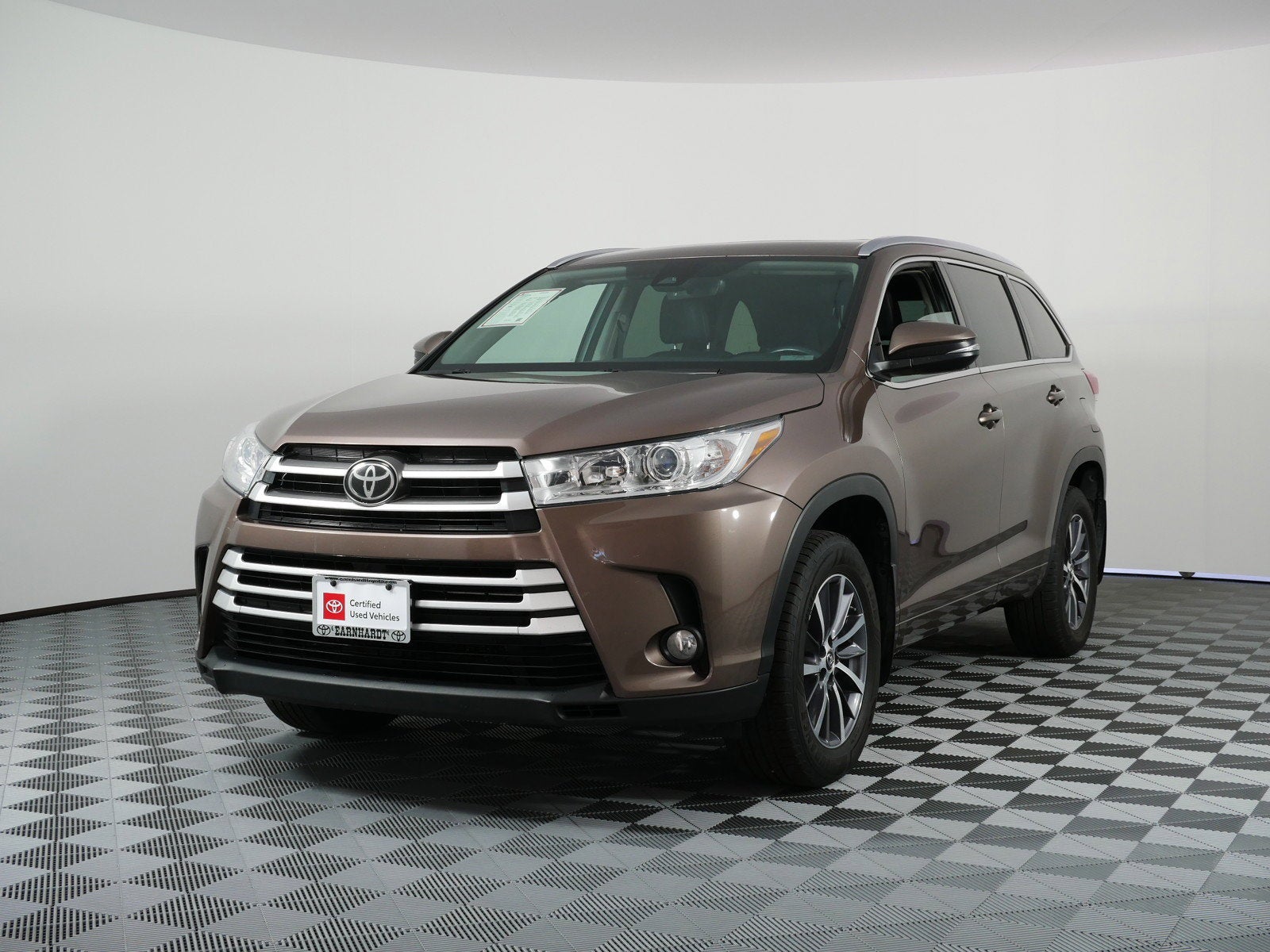 2017 Toyota Highlander XLE AWD *CLEAN CARFAX!*