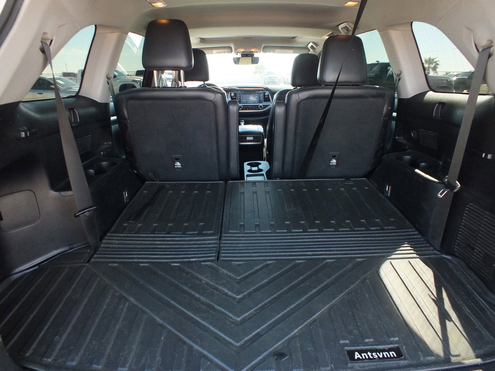 2017 Toyota Highlander SE AWD *ROOMY!*