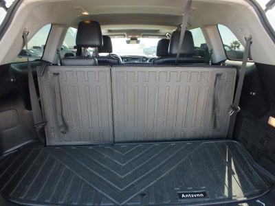 2017 Toyota Highlander SE AWD *ROOMY!*