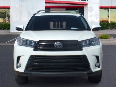 2017 Toyota Highlander SE AWD *ROOMY!*