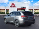 2019 Toyota Highlander XLE AWD *CLEAN CARFAX*
