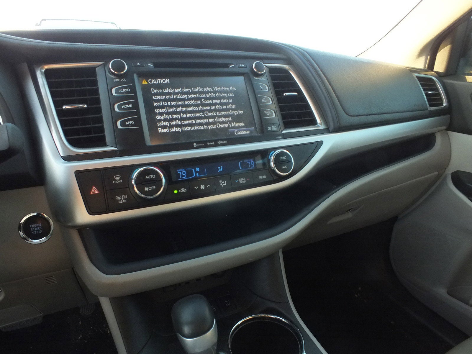 2019 Toyota Highlander XLE AWD *1-OWNER*