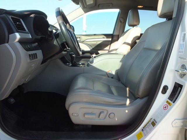 2019 Toyota Highlander XLE AWD *1-OWNER*