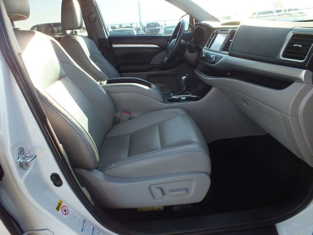 2019 Toyota Highlander XLE AWD *1-OWNER*