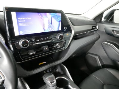 2023 Toyota Highlander XLE FWD *1 OWNER!*