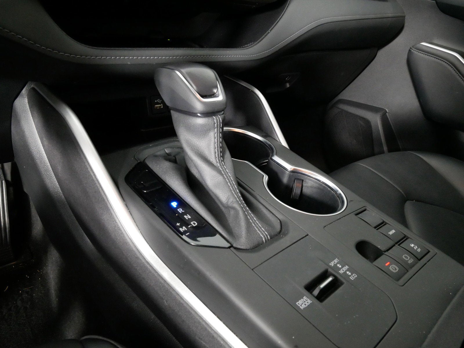 2023 Toyota Highlander XLE FWD *1 OWNER!*