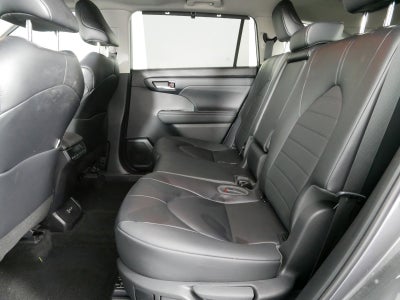 2023 Toyota Highlander XLE FWD *1 OWNER!*