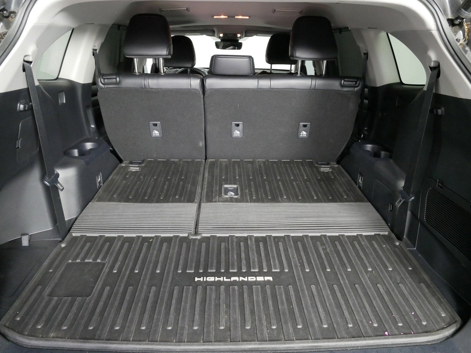 2023 Toyota Highlander XLE FWD *1 OWNER!*