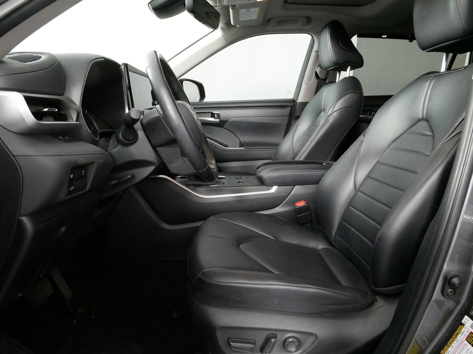 2023 Toyota Highlander XLE FWD *1 OWNER!*