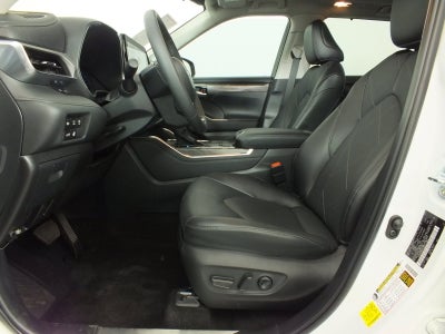 2024 Toyota Highlander Platinum *1-OWNER*