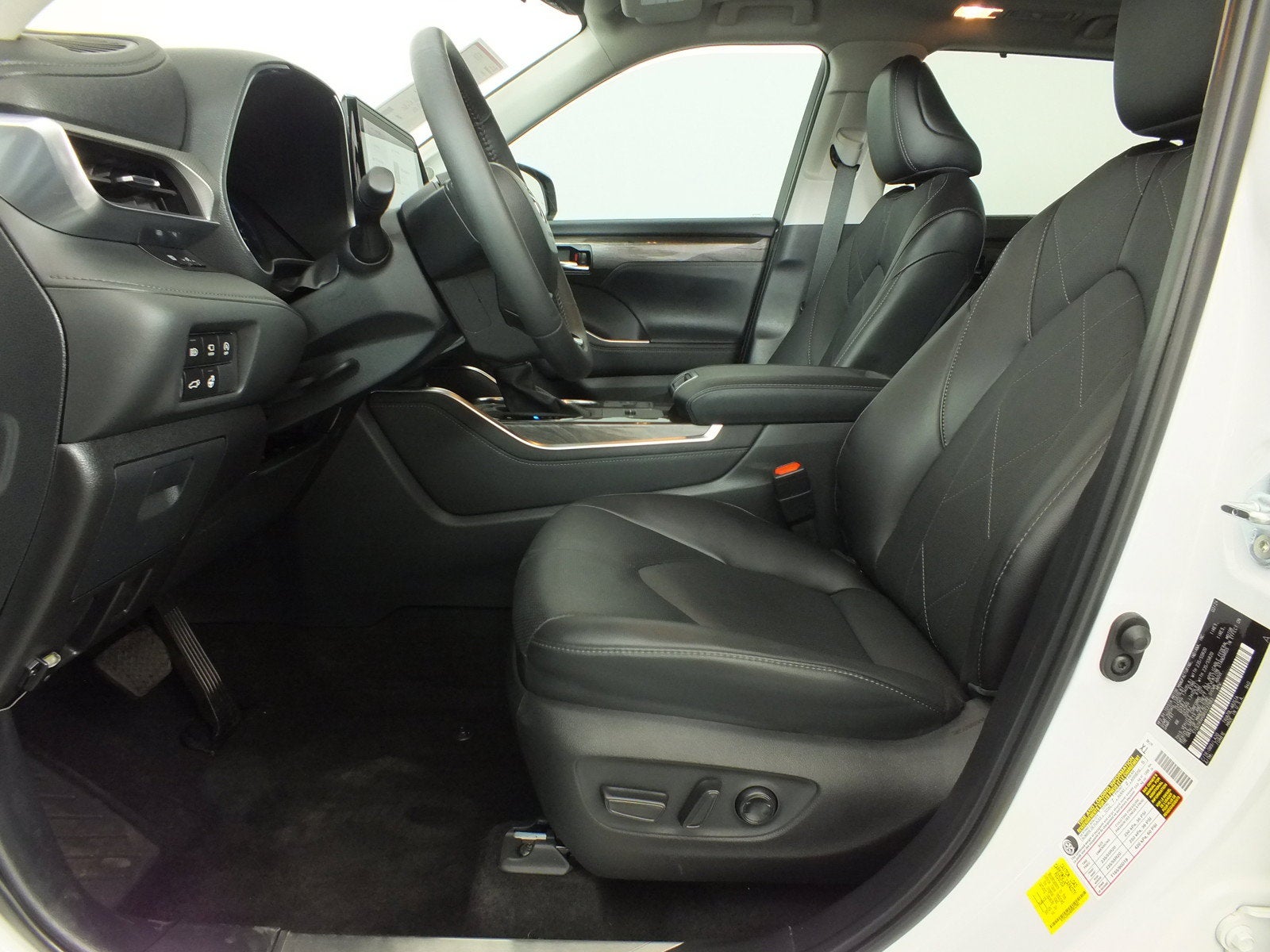 2024 Toyota Highlander Platinum *1-OWNER*