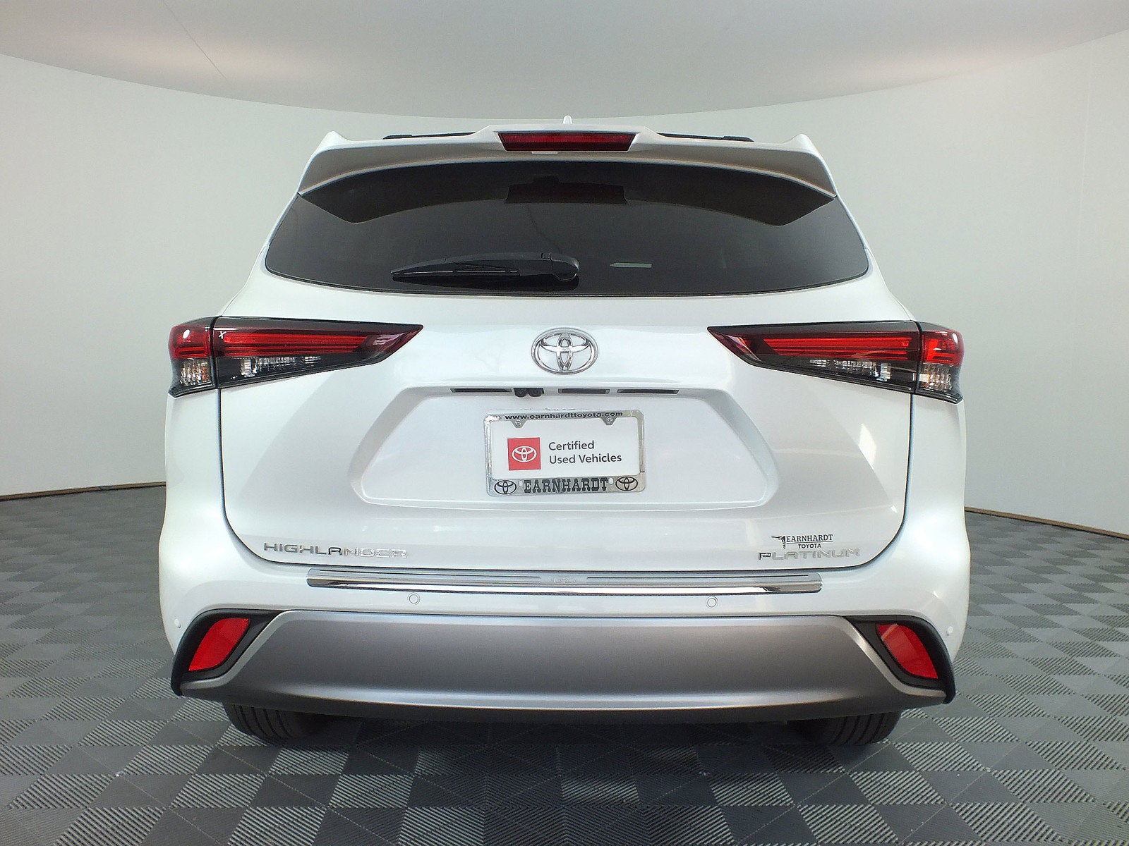 2024 Toyota Highlander Platinum *1-OWNER*