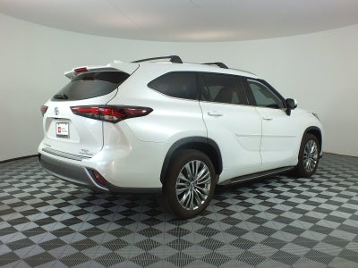 2024 Toyota Highlander Platinum *1-OWNER*