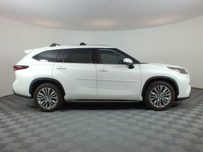 2024 Toyota Highlander Platinum *1-OWNER*