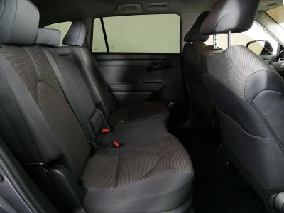 2024 Toyota Highlander LE AWD *CLEAN CARFAX*