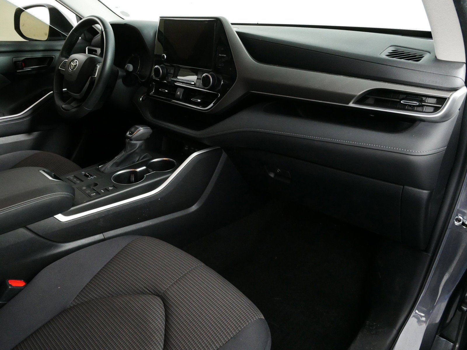 2024 Toyota Highlander LE AWD *CLEAN CARFAX*