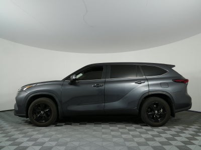2024 Toyota Highlander LE AWD *CLEAN CARFAX*
