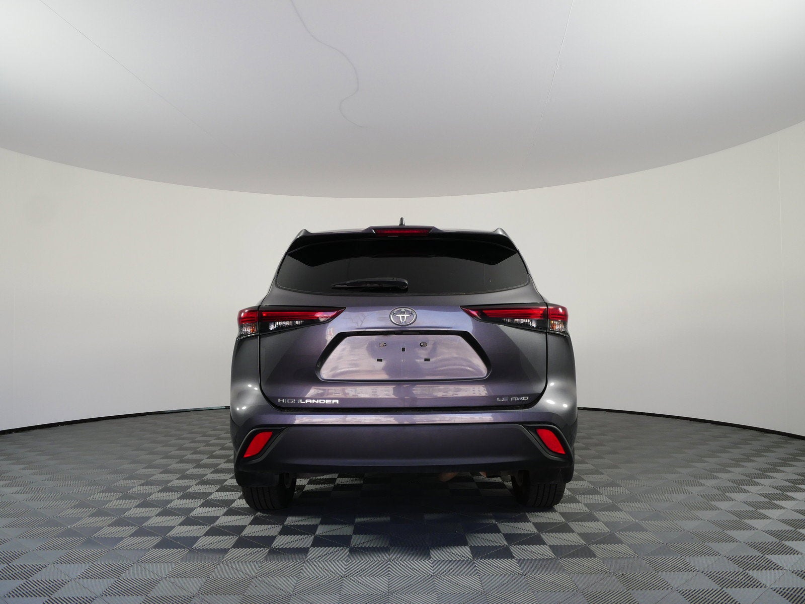2024 Toyota Highlander LE AWD *CLEAN CARFAX*