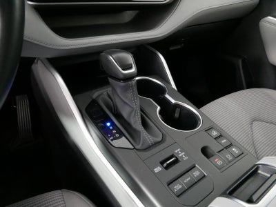 2025 Toyota Highlander LE AWD *CLEAN CARFAX, 1 OWNER!*