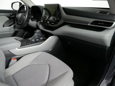 2025 Toyota Highlander LE AWD *CLEAN CARFAX, 1 OWNER!*