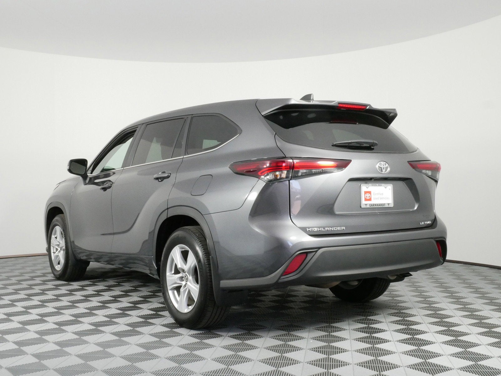 2025 Toyota Highlander LE AWD *CLEAN CARFAX, 1 OWNER!*