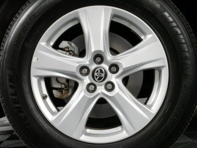 2025 Toyota Highlander LE AWD *CLEAN CARFAX, 1 OWNER!*