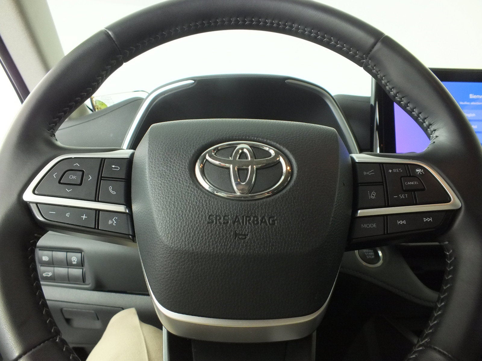 2026 Toyota Highlander XLE AWD *1-OWNER*