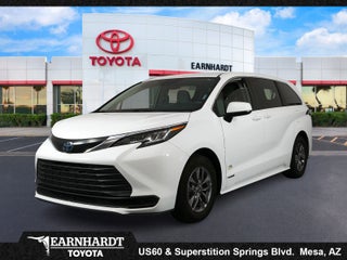 2021 Toyota Sienna LE Hybrid *LOOKS GREAT!*