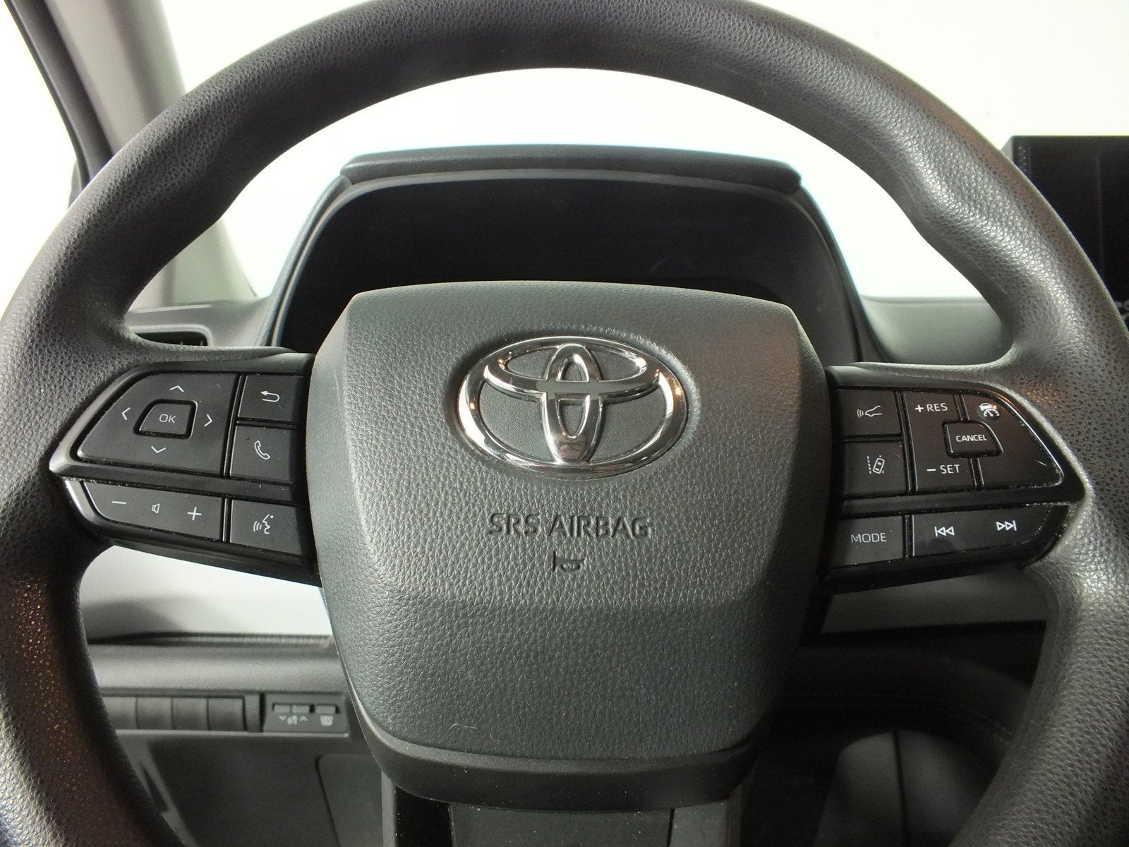 2025 Toyota Sienna LE *1-OWNER*