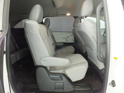 2025 Toyota Sienna LE *1-OWNER*