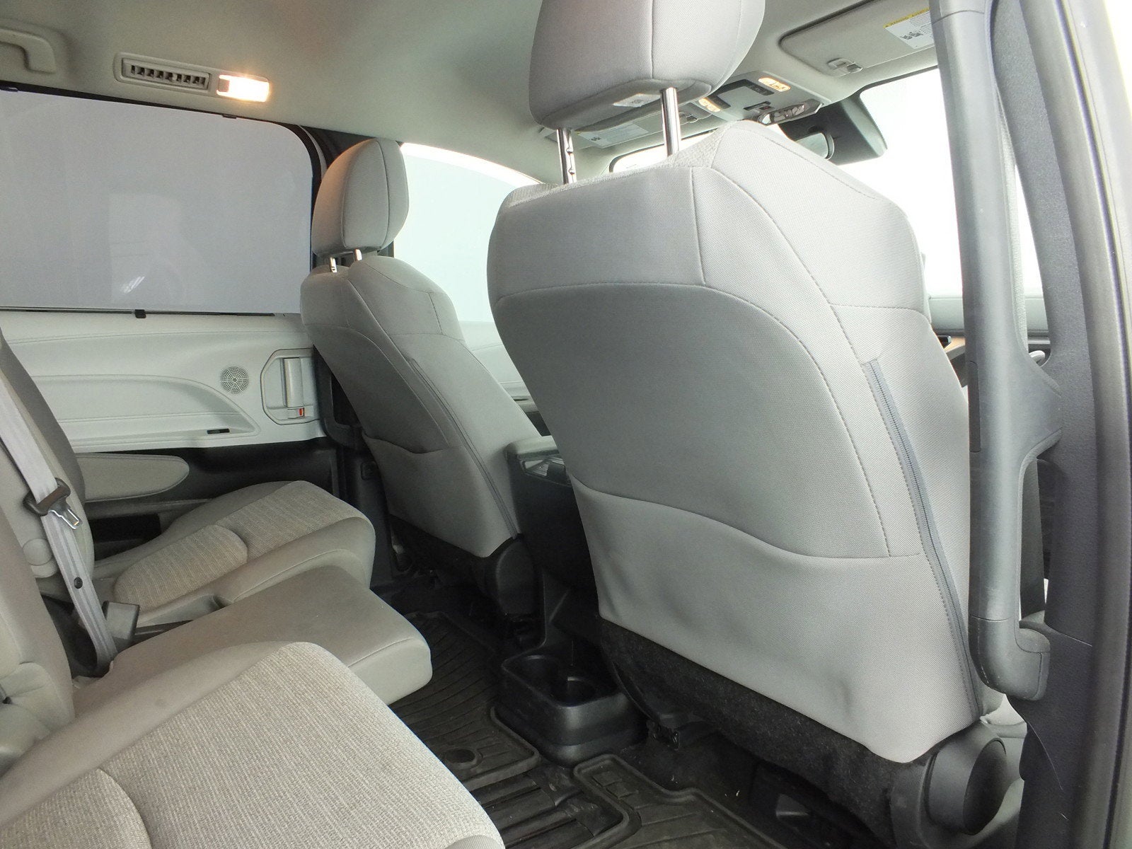 2025 Toyota Sienna LE *1-OWNER*