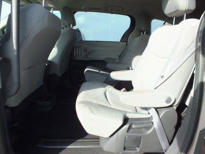 2022 Toyota Sienna LE Hybrid *1-OWNER*