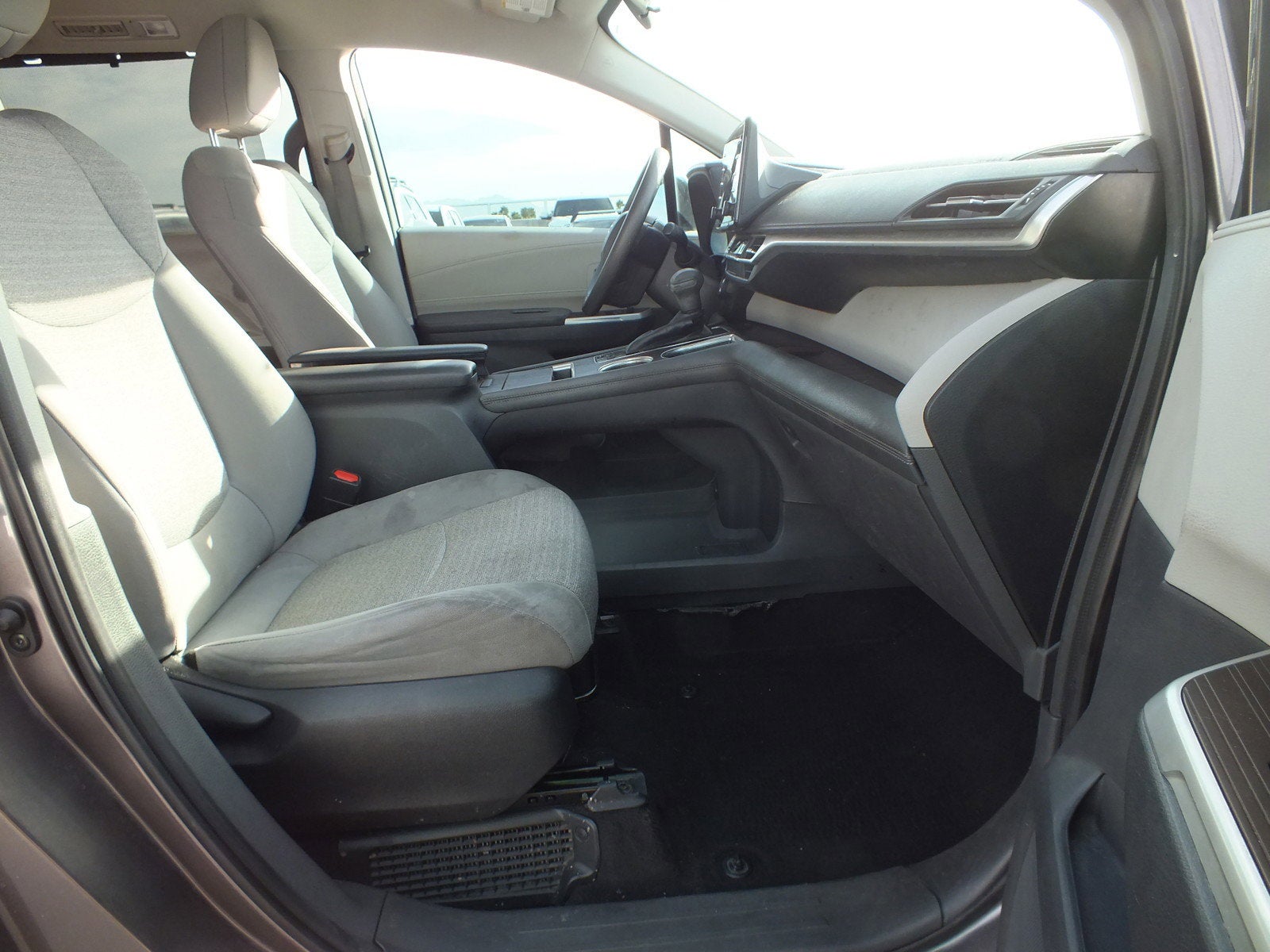 2022 Toyota Sienna LE Hybrid *1-OWNER*