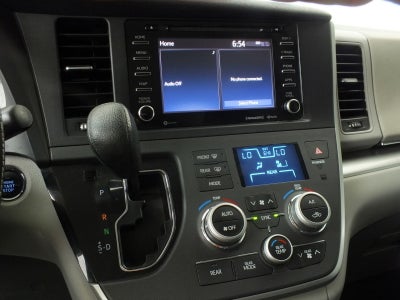 2020 Toyota Sienna LE *RELIABLE DAILY DRIVER!*